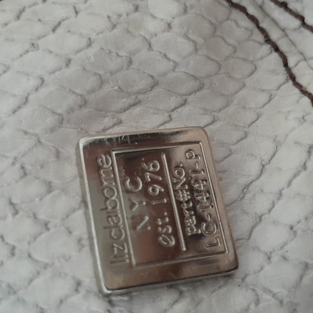 Lizclairborne Shoulder Bag​ - Picture 3 of 8